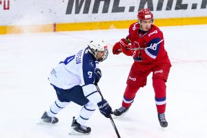 «Чайка» проиграла первый полуфинальный матч чемпионата МХЛ